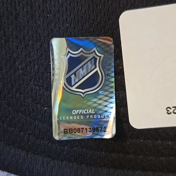 NWT NHL Chicago Blackhawks Fanatics 2020 Locker Room Pro Authentic Adjustable Ha - Picture 9 of 14